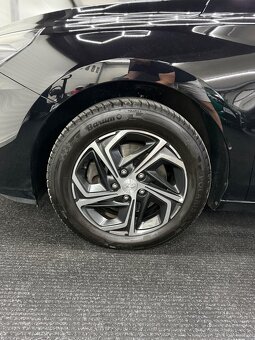 Hyundai i30 2022 1.5dpi atmosféra 81kw benzín FAMILY 1majitľ - 10