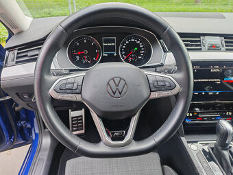 Volkswagen Passat Variant 2.0 TDI R-Line DSG - 10