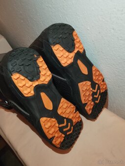 vel. 44 - panske snowboard boty SALOMON - 10