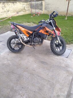 KTM LC4 690sm - 10