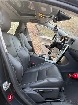 Volvo V60 2.0 Diesel 5-Válec D3 Facelfit,Virtual Cockpit,Nav - 10