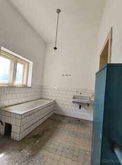 Rodinný dom v obci Čata - 10