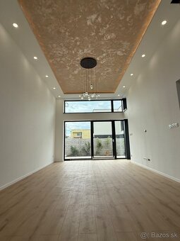 Luxusný dom na predaj - dokončený na kľúč - predaný - 10