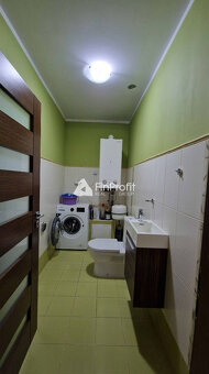 Na predaj veľký polyfunkčný obchodný priestor s rodinným dom - 10