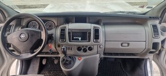 Opel Vivaro 2.5 CDTi 9 miest - 10