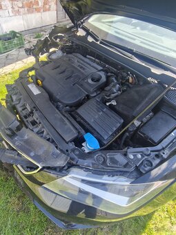 Predám HAVAROVANE auto seat leon - 10