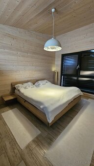 Komplex s 2 CHATAMI na DOMAŠI- Dobrá - 10