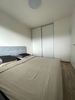 Na prenájom 2-izbový byt s veľkou terasou a parkovacím miest - 10