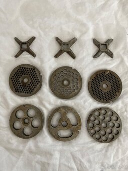 Ručný mlynček na mäso PORKERT č. 10 – ČSSR - 10