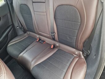 Mercedes-Benz GLC Kupé 250 4Matic AT9 155KW SR 1majiteľ Top - 10