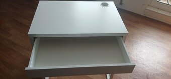 Ikea stôl Micke - 10
