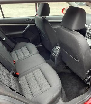 Predam Škodu Octaviu r.v.2010 1.6TDI eleganc - 10