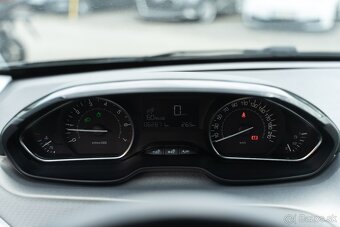 Peugeot 208,1.2i,110k,Limitová edícia-matná,Polokoža,62t.km - 10