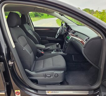 Škoda Superb 2.0 TDI 103KW/140 koní R.V.09/2010 - 10
