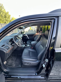 TOYOTA LAND CRUISER 150 EXECUTIVE - 10