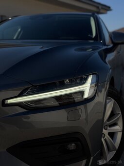 Volvo V60 D4 A/T - 10