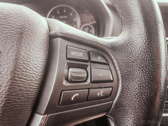 BMW X3 2.0i XDrive 4x4 - 10