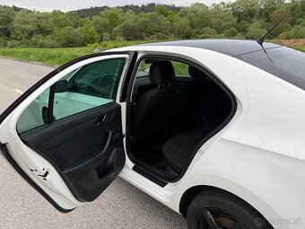 Skoda Rapid - 10
