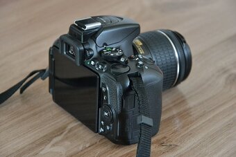 Nikon D5500 - wifi - dotyk. display - nafotene len 12 tisic - 10