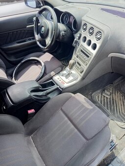 ROZPREDAM Alfa Romeo 159 1.9JTDM - 10