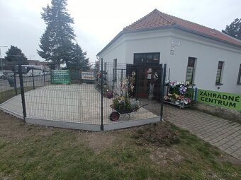 Milovníci kvetov POZOR Odstúpenie záhradníctva - 10
