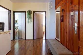 VÝNIMOČNÁ PONUKA - Na predaj 4-izbový byt v obci Rohožník - 10