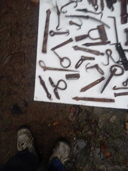 Staré kované výrobky veci - 10