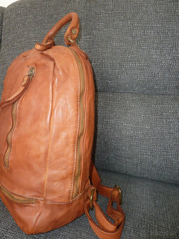 Dámsky kožený ruksak - 10