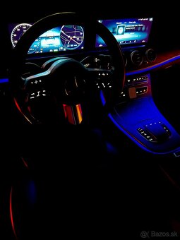 Mercedes e220d,147kw,4-matic,Amg line - 10