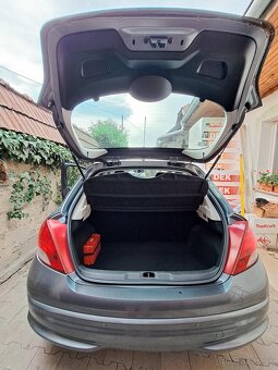 Predam Peugeot 207, r.v 2011, 1.4 Benzín - 10