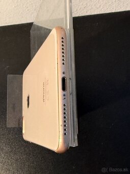 Predám Apple iPhone 8 Plus 256GB Gold Bežné známky - 10