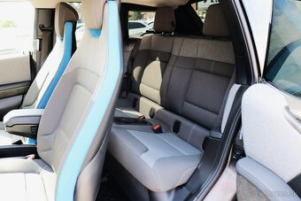 BMW i3s - 10