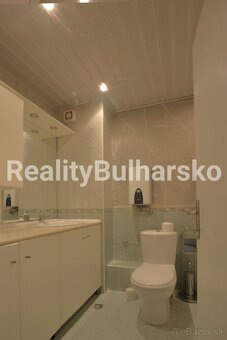Na prodej: prostorný a plně zařízený apartmán 3+kk jen 450m - 10