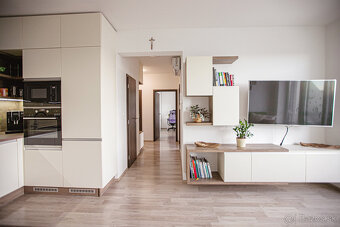 PREDAJ - 3i byt v novostavbe s 2 balkónmi, pivnicou a PS - 10