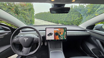 Tesla Model 3 SR+ - 10