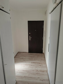 Výhodná ponuka - 3 izbový byt na prenájom v Komárne - 10
