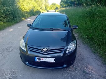 Toyota Auris - 10