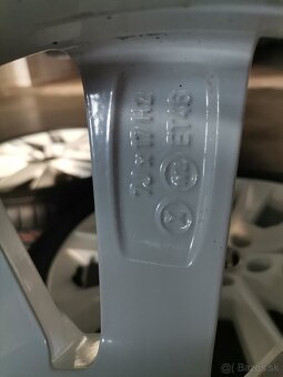 Škoda letná sada 215/40 R17 + disky Savio - 10