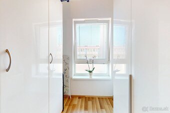 Novostavba s vysokými stropmi pri Avione + parkovacie miesto - 10
