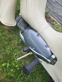 Jawa 555 - 10