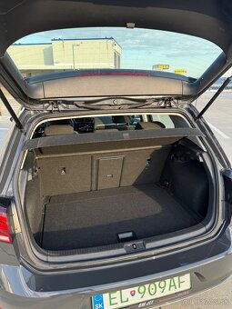 Volkswagen e-Golf 2020 - 10