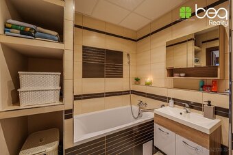 REZERVOVANÝ: 3-izb. zrenovovaný byt s lodžiou, Košice - 10