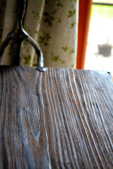 Botník - konzolový stolek - "Dva nosiči" - 10