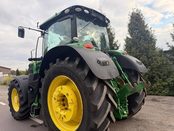 Zemědělský traktor John Deere 6215, rok výroby 2017, 7600 mo - 10