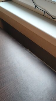 Predam stol + stolicky - 10