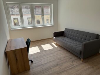 Na prenájom zariadený 3-izb.byt, Nitra, centrum - 10