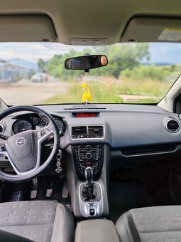 Opel Meriva - 10