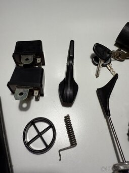 Predam diely na skoda1000,100,105 a asi wartburg - 10