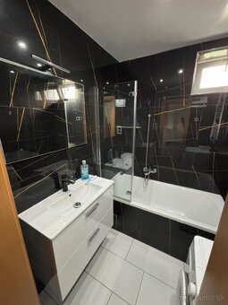 Predaj veľký 3 izbový byt s 2 balkónmi - 10