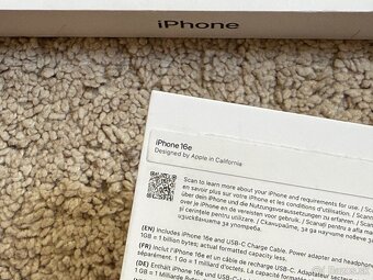 iPhone 16e 128GB - 10